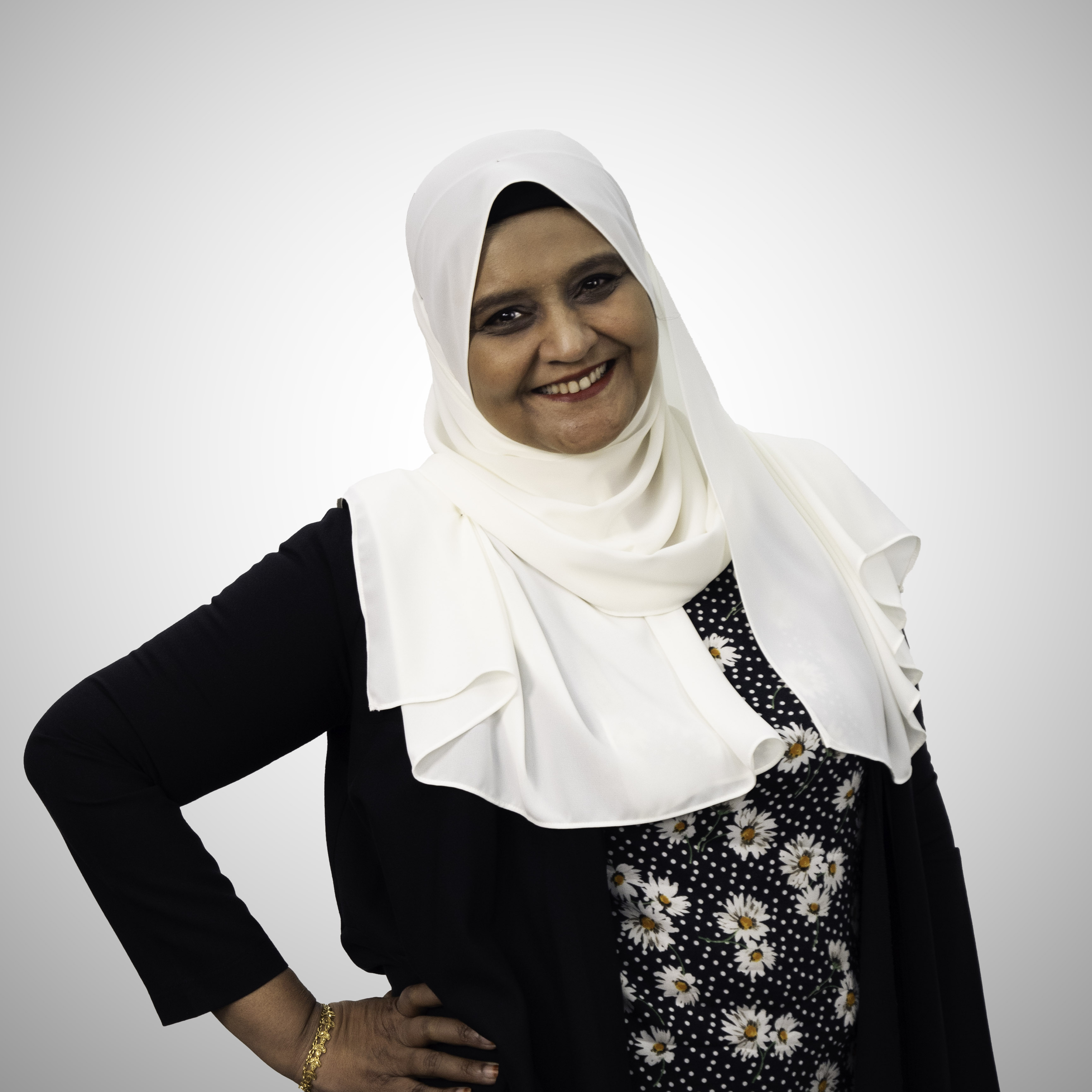 Profile Photo of Ms Fouzia Batcha